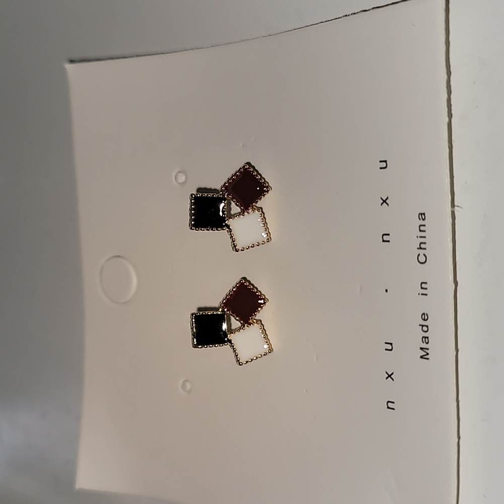 NWT Fashion Studs